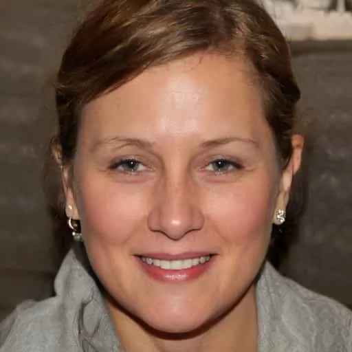 Carina Pöltl
